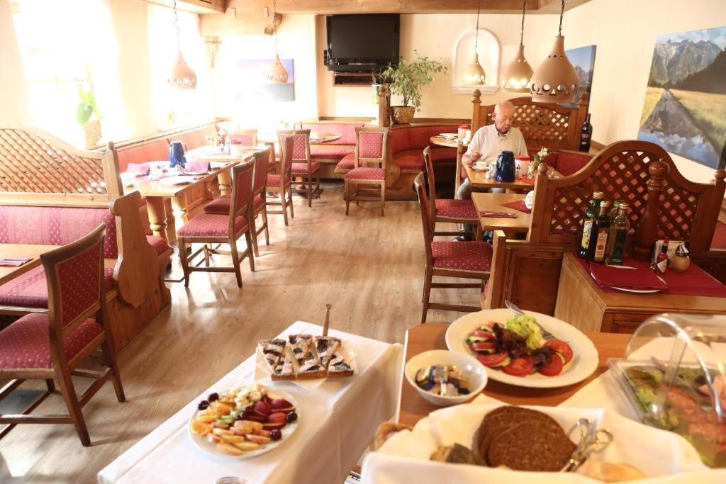 הולשטאדט La Locanda Ristorante Pizzeria Garni מראה חיצוני תמונה